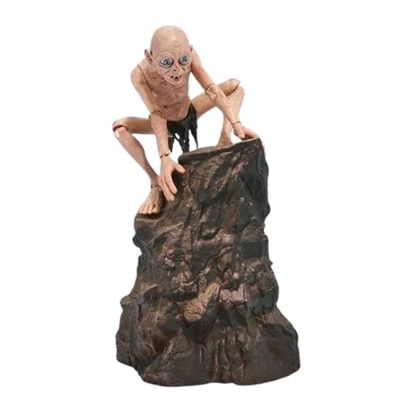Diamond Select Toys Diamond Select Toys The Lord of The Rings Gollum Deluxe Action Figure Multicolor Collectible Toy - View 2 of 7