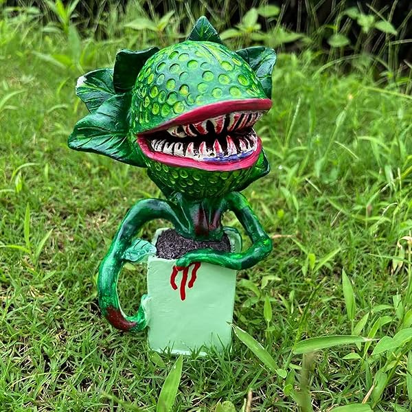 HIPLAYGIRL HIPLAYGIRL Piranha Resin Sculpture - 5.91 Inch Halloween Horror Garden Statue for Indoor & Outdoor Decor - View 7 of 8