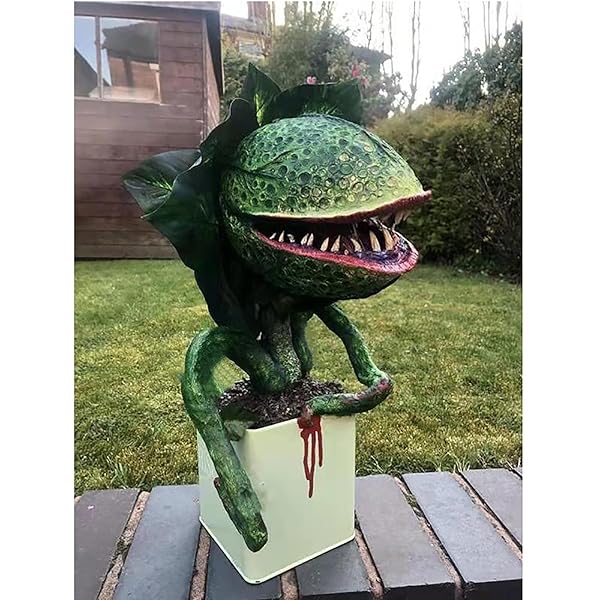 HIPLAYGIRL HIPLAYGIRL Piranha Resin Sculpture - 5.91 Inch Halloween Horror Garden Statue for Indoor & Outdoor Decor