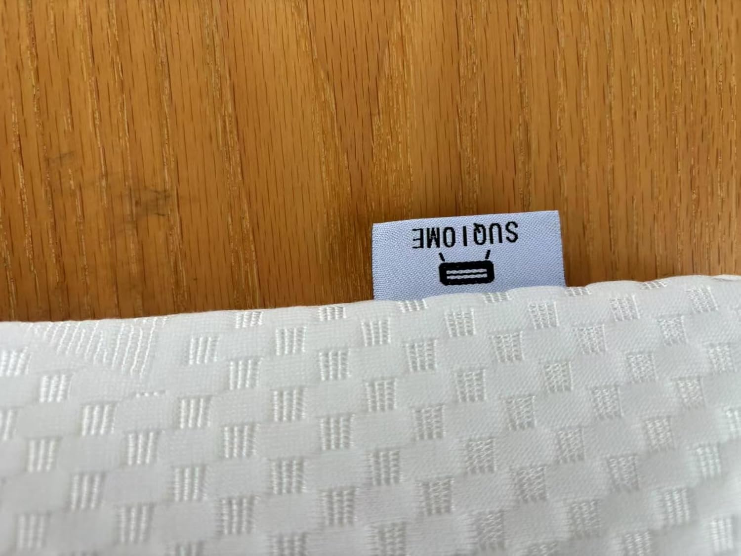 SUQ I OME SUQ I OME Slim Sleeper Thin Latex Pillow for All Sleep Positions Firm Low Profile 23x15.7x2.7 inch Cube White - View 8 of 9