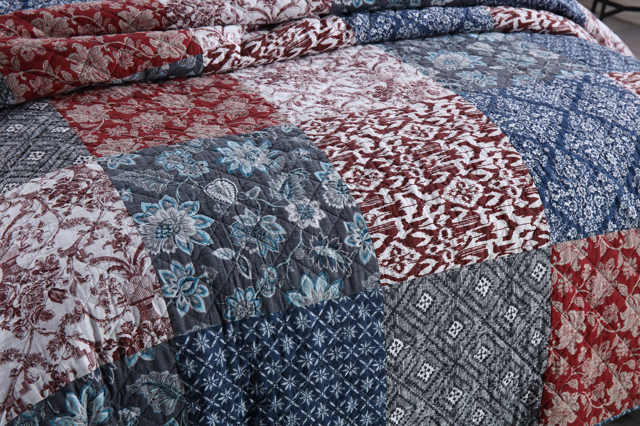 Yvooxny Yvooxny King Size Quilts Lightweight Reversible Coverlet Set Bohemian Floral Patchwork Bedding for All Seasons - View 4 of 7