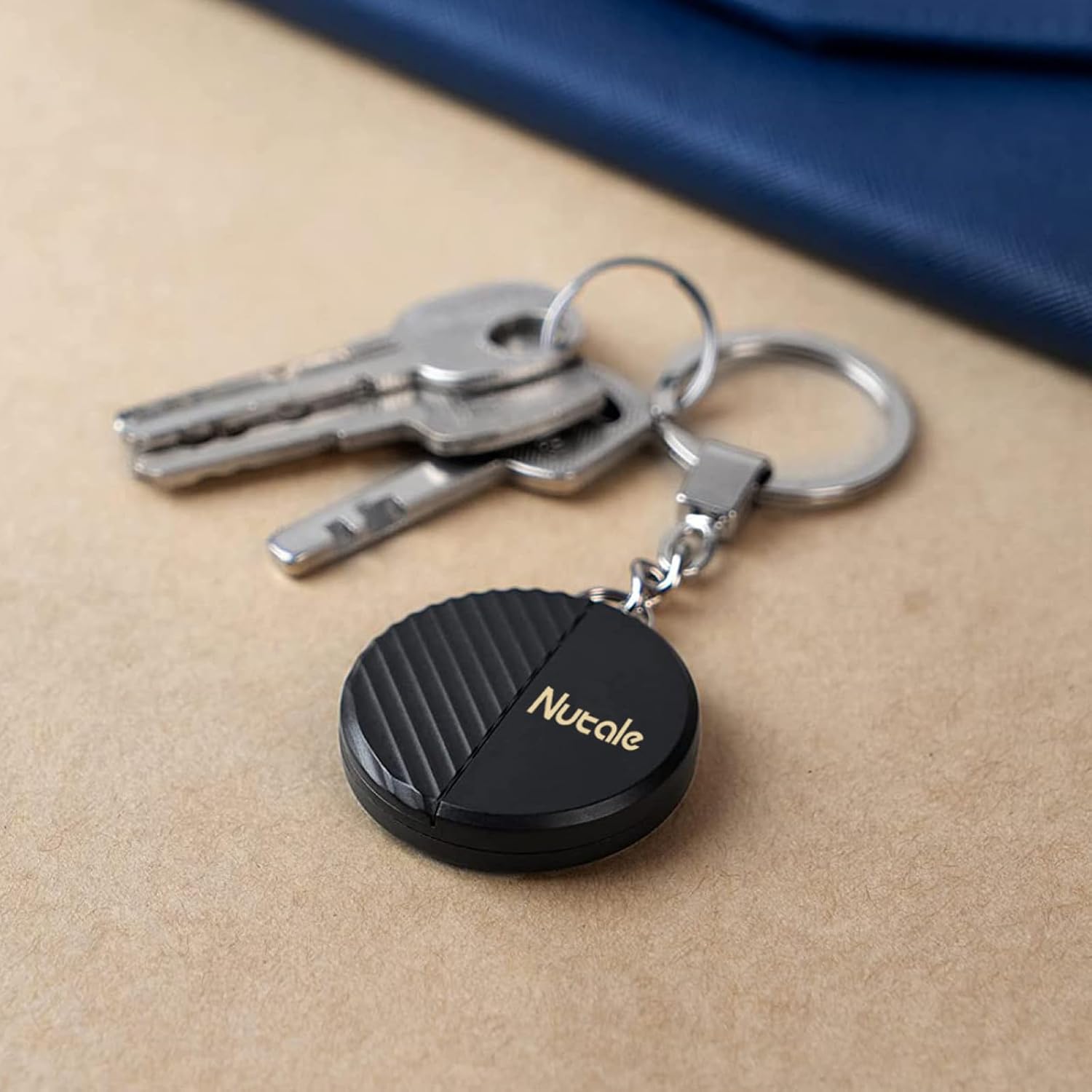 Nutale Nutale Bluetooth Key Finder Smart Tag Tracker 4-Pack for Keys Luggage Backpacks iOS Android Compatible Black - View 7 of 9