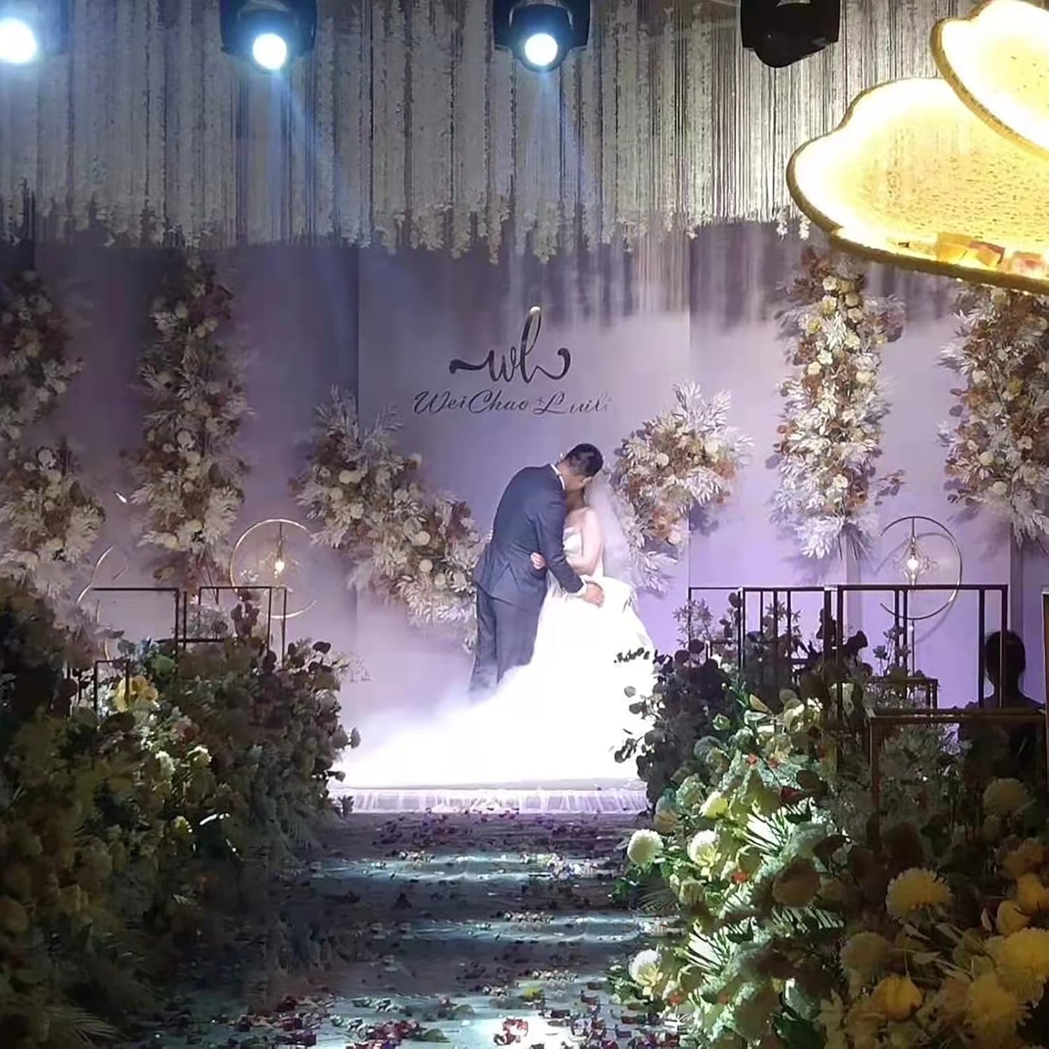 Janinka Janinka 6.5 Feet Wisteria Flower Garlands Faux Vine Backdrop for Home Garden Wedding Decoration Milky White 12 Packs - View 5 of 6