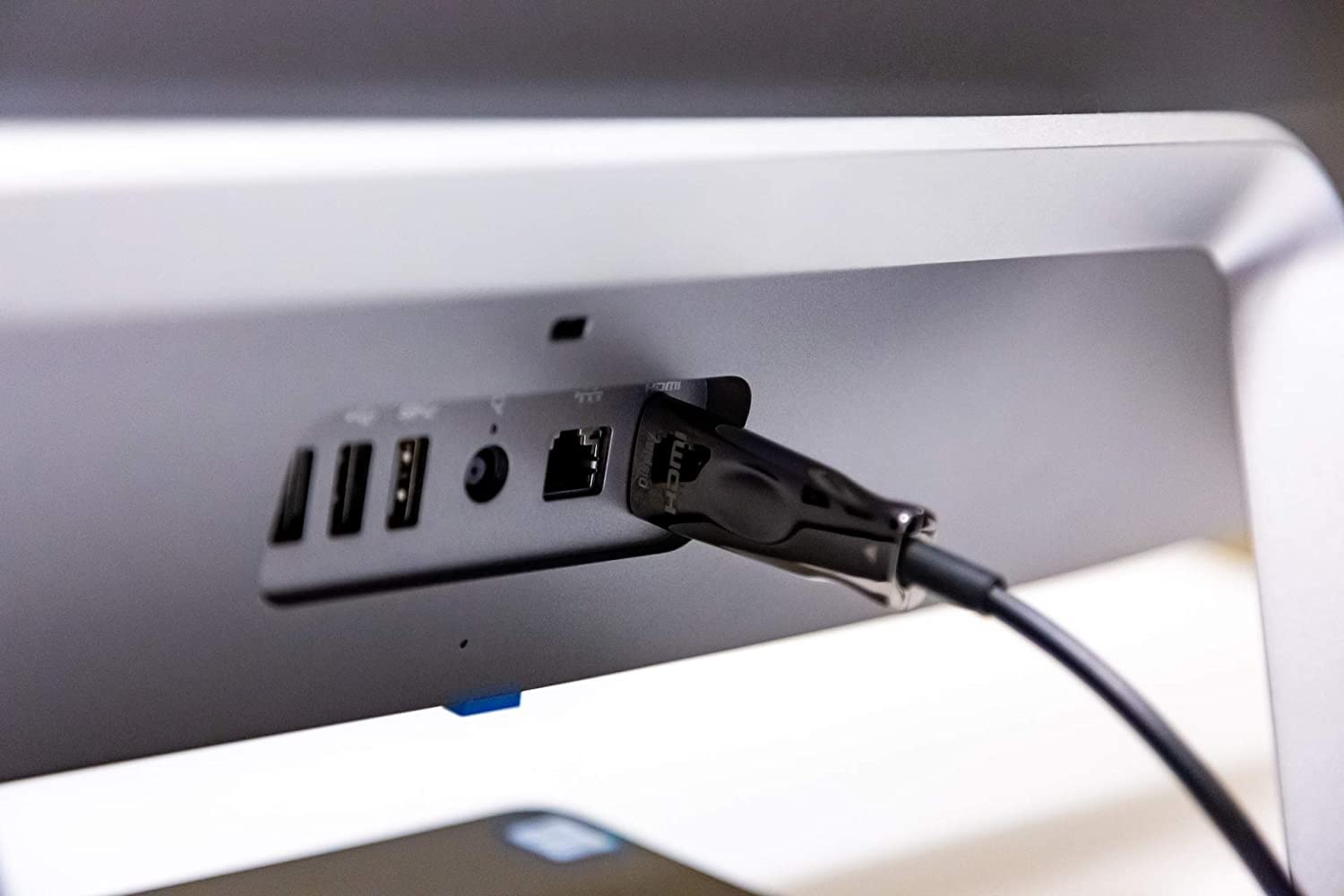 Pacroban Pacroban Fiber Optic USB Type-C to HDMI Cable 4K 60Hz Thunderbolt 3 Compatible Long 50 Feet - View 4 of 9