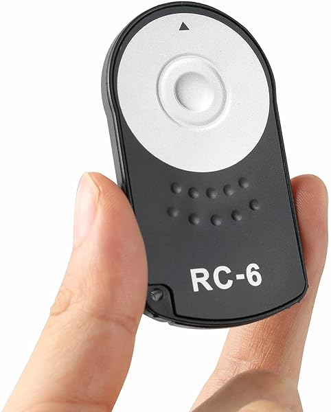 Oxumii RC-6 Camera Remote Shutter Release for Canon 77D, 5DSR, 760D, 70D, 80D, 6D2, 5D3, 5D4 - Black Remote Control - View 7 of 7