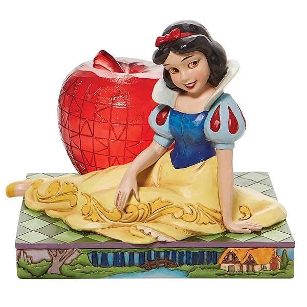 Enesco Enesco Jim Shore Snow White Apple Figurine - 4.85 Inch Disney Traditions Collectible
