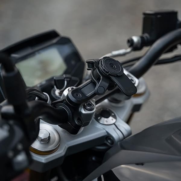 Quad Lock Quad Lock Motorcycle Handlebar Mount PRO: Secure Your iPhone, Samsung Galaxy & Pixel Smartphones - View 5 of 8
