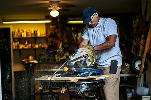 OtterBox OtterBox Defender Series Rugged Case for Samsung Galaxy S21 5G Black with Microbial Defense Non-Retail Packaging - View 8 of 11