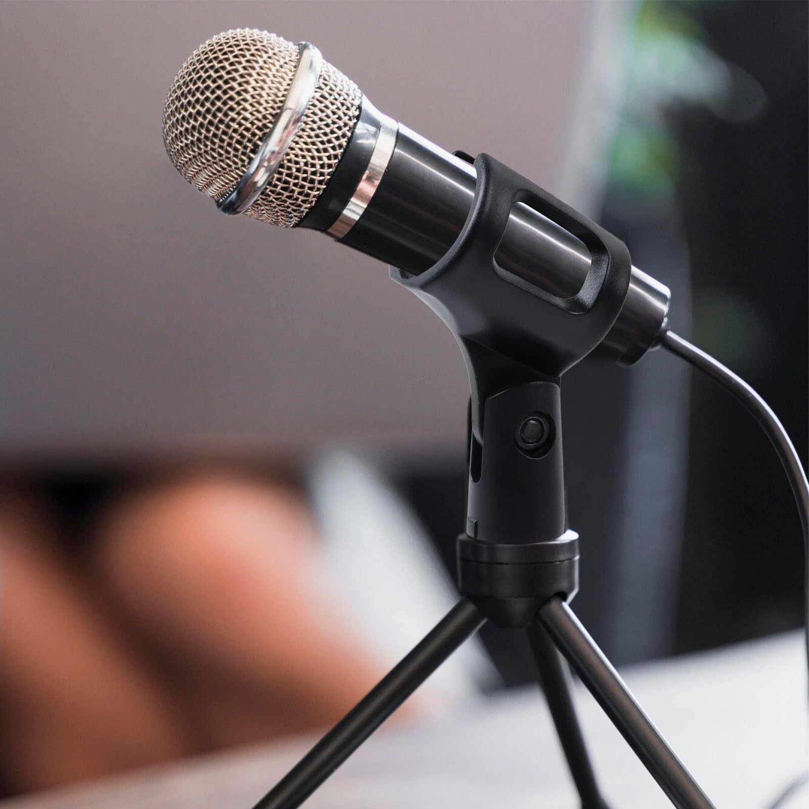 Pastlla 4Pcs Flexible Microphone Clip Adjustable Angle Handheld Wireless Mic Holder Inner Diameter 30-50mm - View 6 of 9