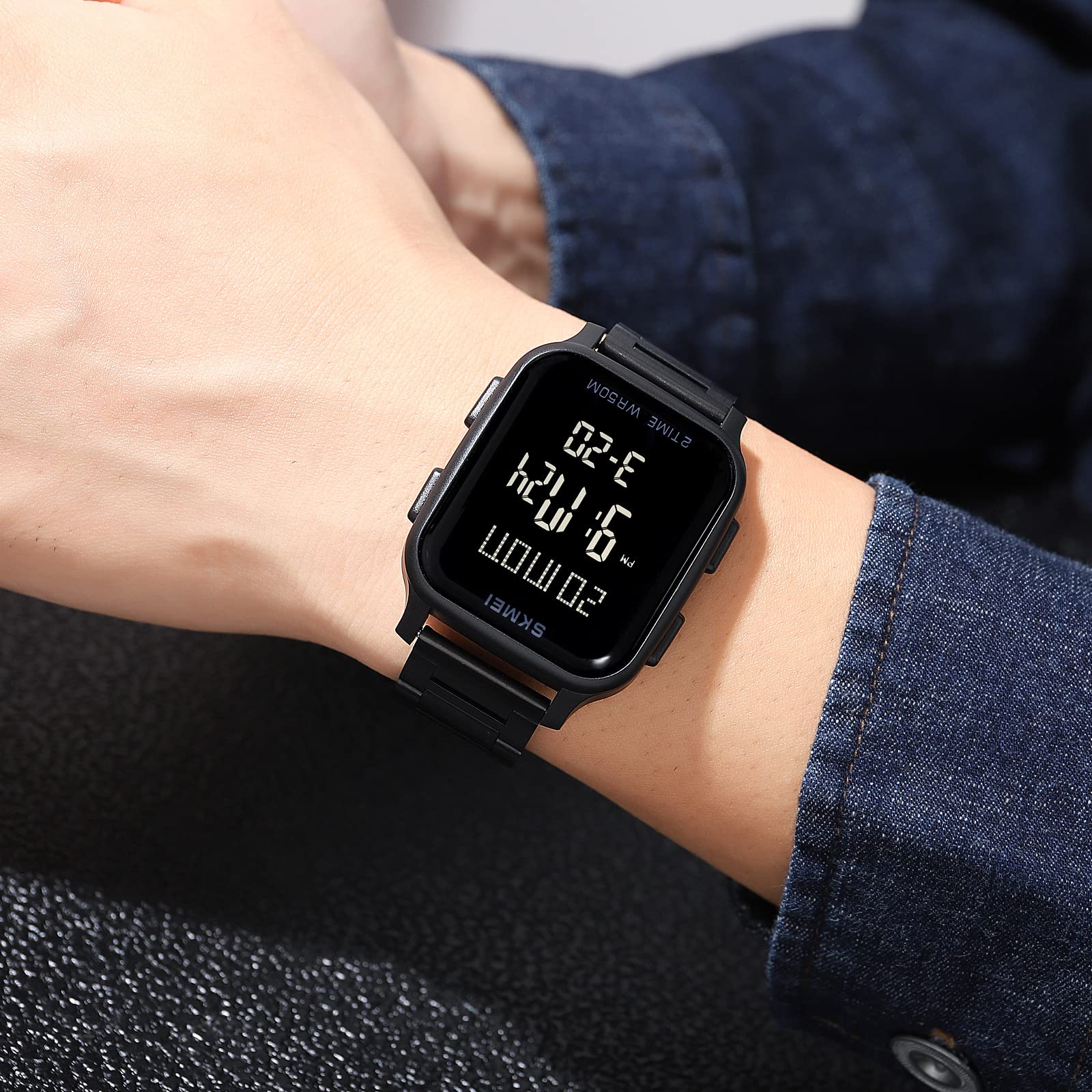 Gosasa Classic Square Face Unisex Digital Multifunction Outdoor Casual Watch 50M Waterproof LED Light Wristwatch - View 4 of 7