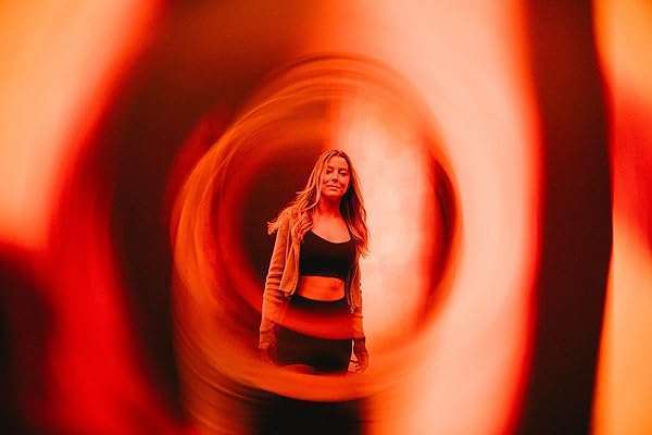 CREATOR FX Creator FX Tunnel Vision Lens Filter - Special Effects for 82mm, 77mm, 72mm, 67mm Cameras - View 5 of 9