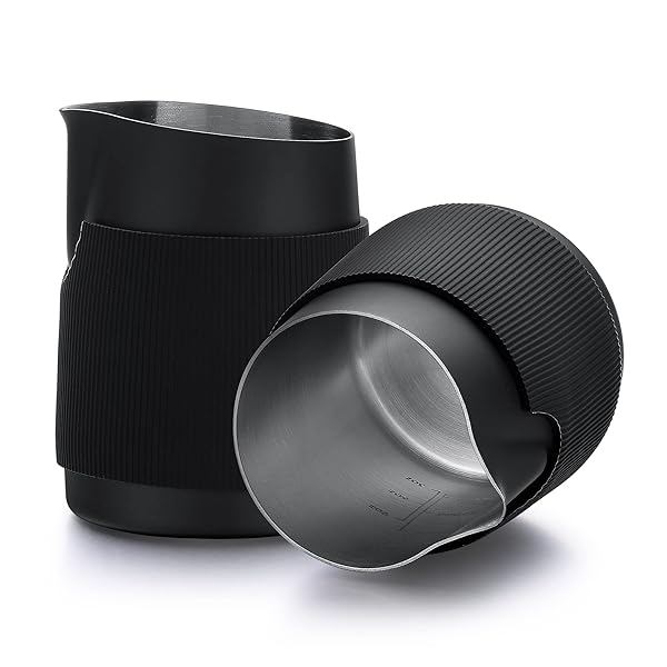 Normcore Normcore Handleless Milk Pitcher - 18/8 Stainless Steel Espresso Steaming Jug, 15.2 oz - Premium Barista Tool in Black