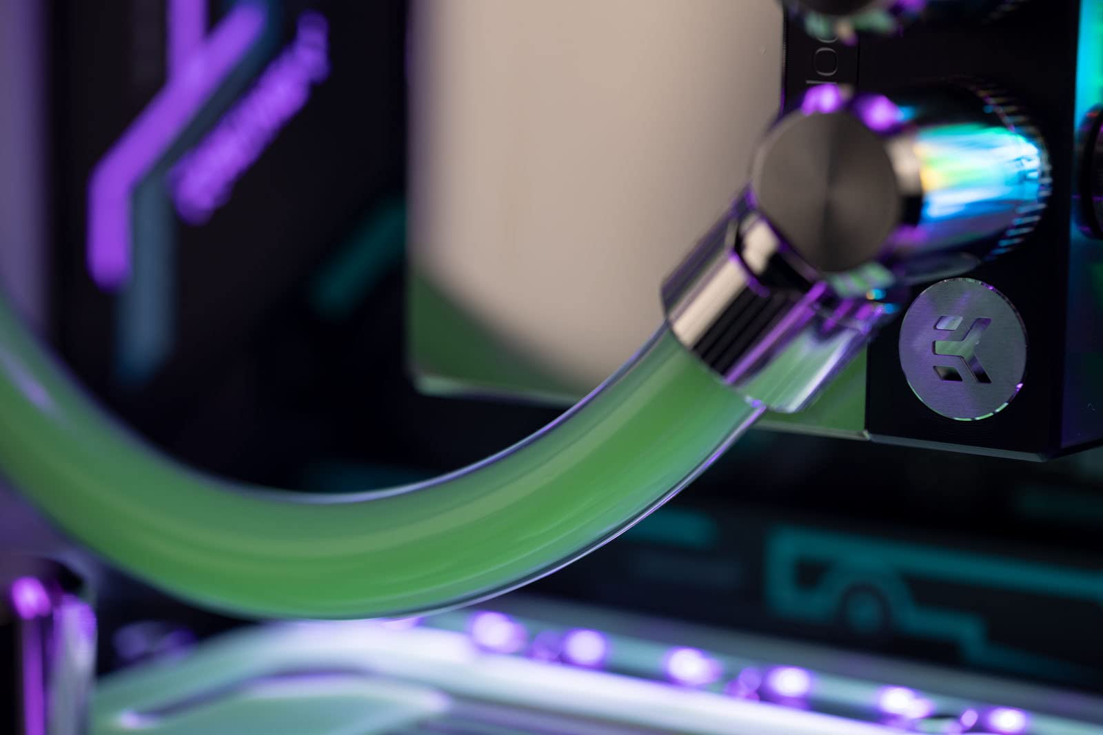 EKWB EK-Loop Soft Tube 10/16mm 3 Meter Clear High Performance Water Cooling Solution - View 3 of 5