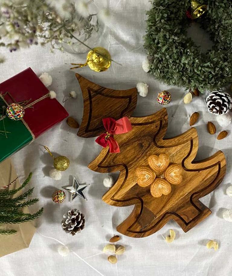 Affinity Decor Affinity Decor Christmas Tree Cutting Board Kitchen Wood Charcuterie Tray 13L x 9W Perfect for Holiday Entertaining and Festive Serving - View 5 of 9
