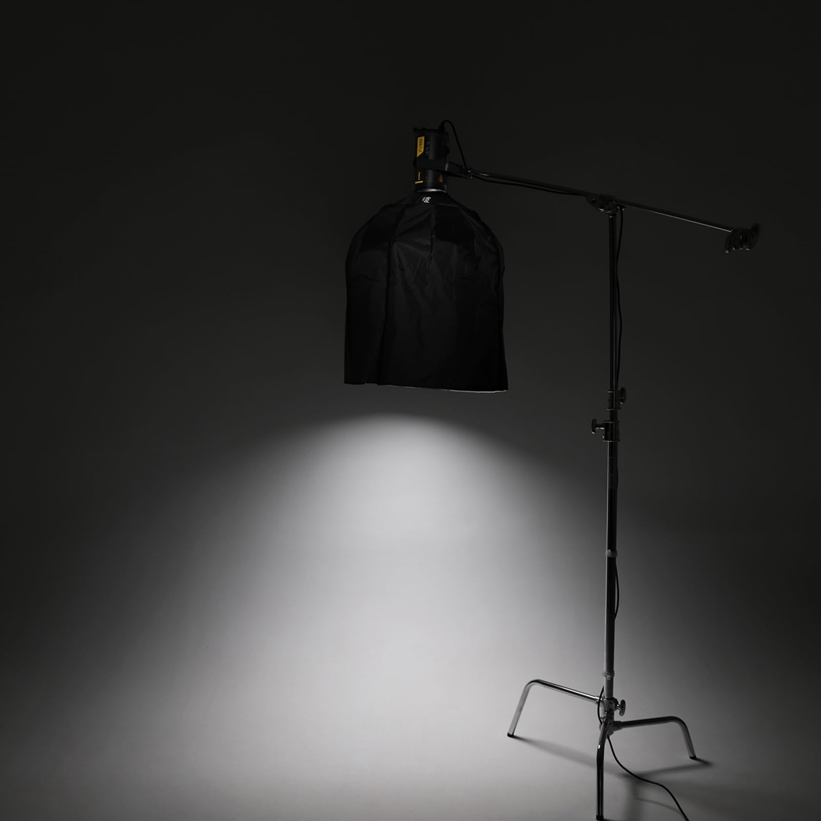 Godox CS-65D 26inch Lantern Softbox Quick Setup Soft Light Modifier with Skirt and Carry Bag for Bowens Mount Studio Flash - View 8 of 9