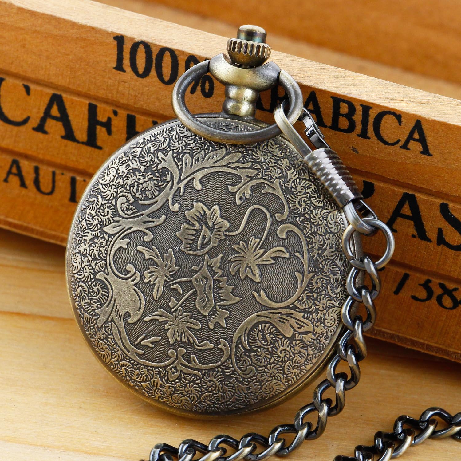 Realpoo Carved Animal Design Pocket Watch for Men with Waist Chain Classic PH001-US - View 5 of 6