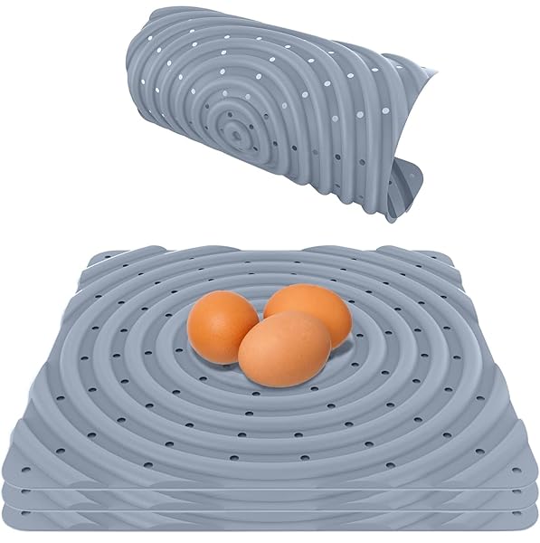 Lil'Clucker Lil Clucker Washable Chicken Nesting Pads 4 Pack Durable Gray Bedding for Coop and Nest Box Ideal for Laying Eggs