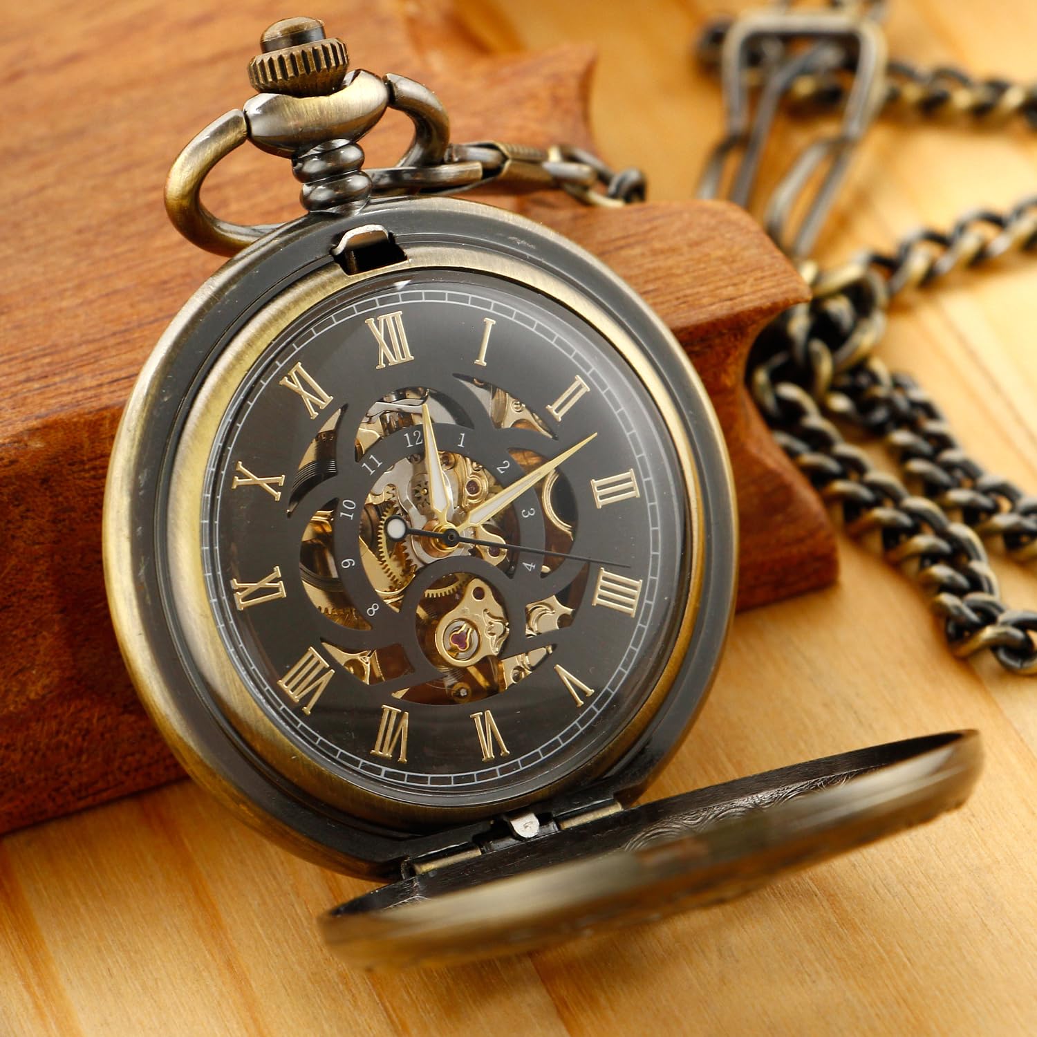 Whodoit Whodoit Retro Bronze Chinese Knot Hollow Mechanical Pocket Watch with Roman Numeral Skeleton Dial for Men - View 4 of 8