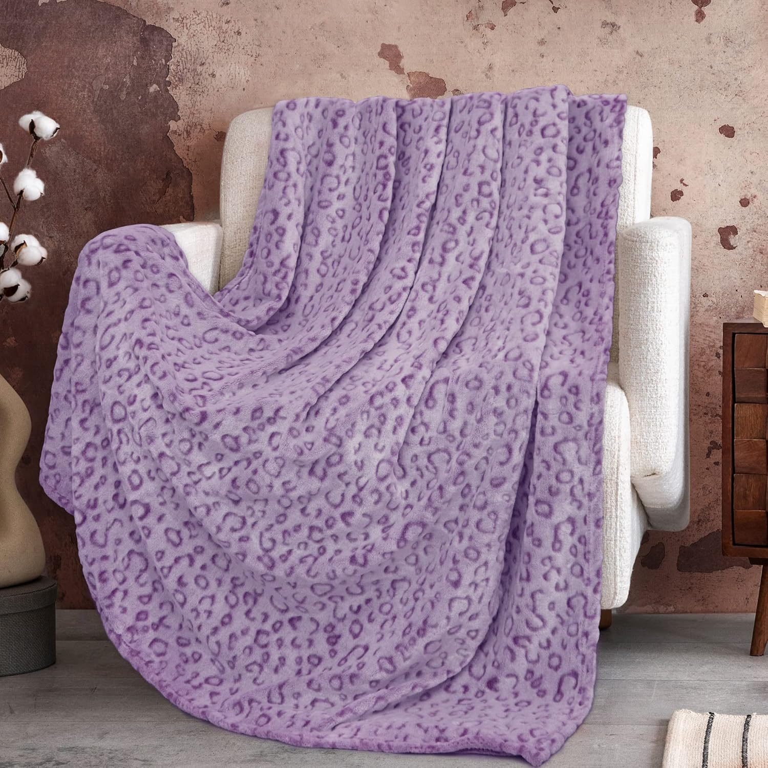 ZHIKU ZHIKU Lightweight Purple Fleece Throw Blanket Soft Cozy 50x60 Perfect for Home and Travel