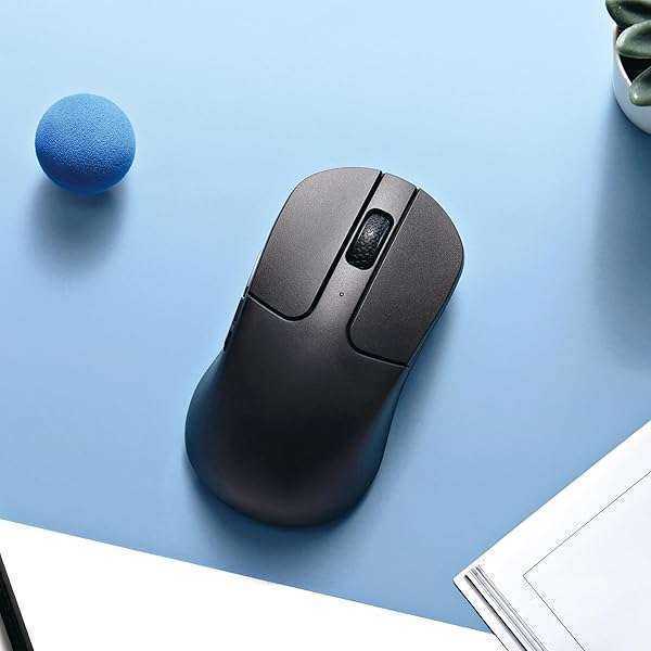 Keychron Keychron M3 Mini Wireless Optical Mouse: Bluetooth 5.1, 26,000 DPI, Ergonomic Design for Gaming on Windows, Mac & Linux - View 7 of 10