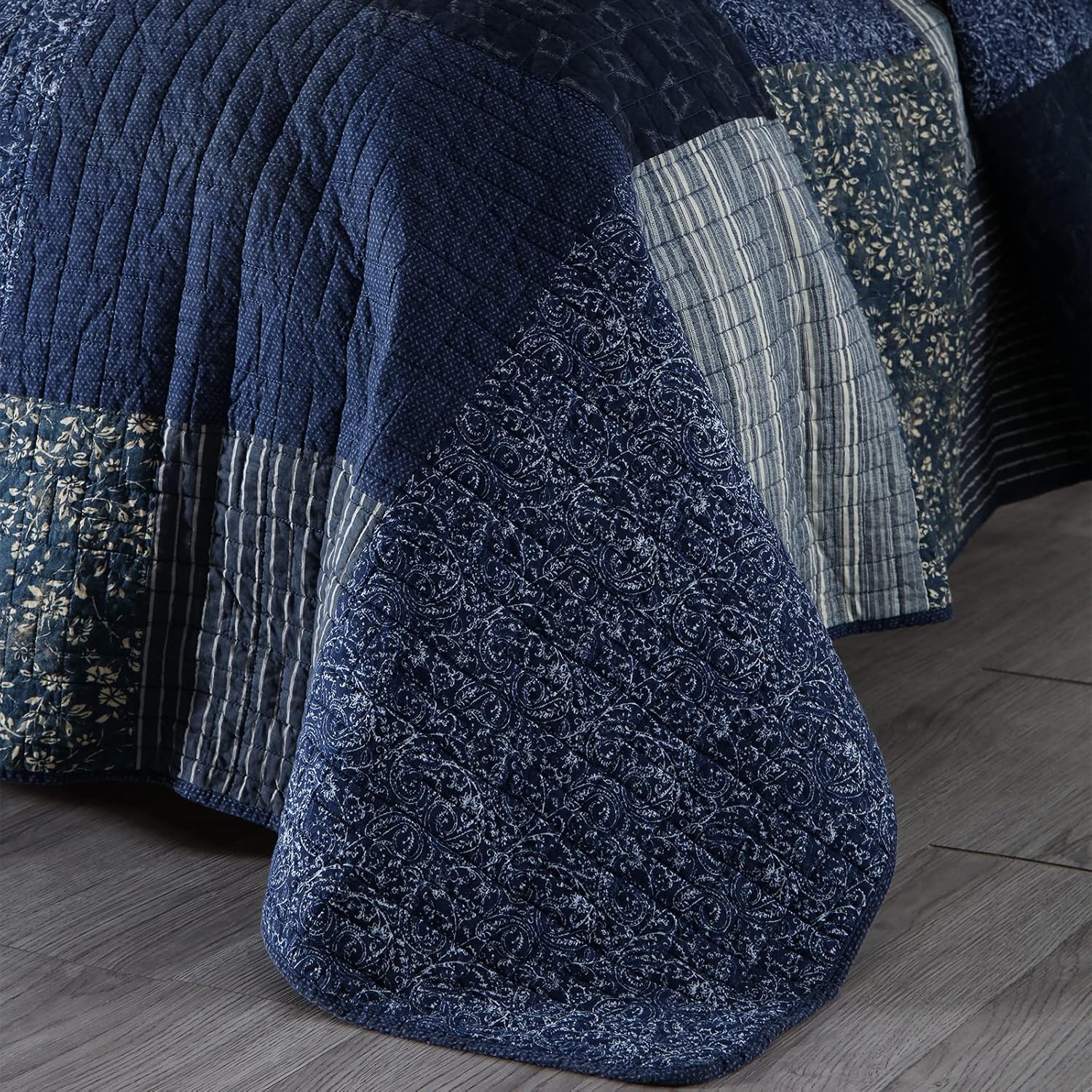 Yvooxny Yvooxny King Size Reversible Lightweight Quilt Set 3 Piece Plaid Floral Cotton Bedding with Pillow Shams for All Seasons Azure Blue 98x106 - View 8 of 8