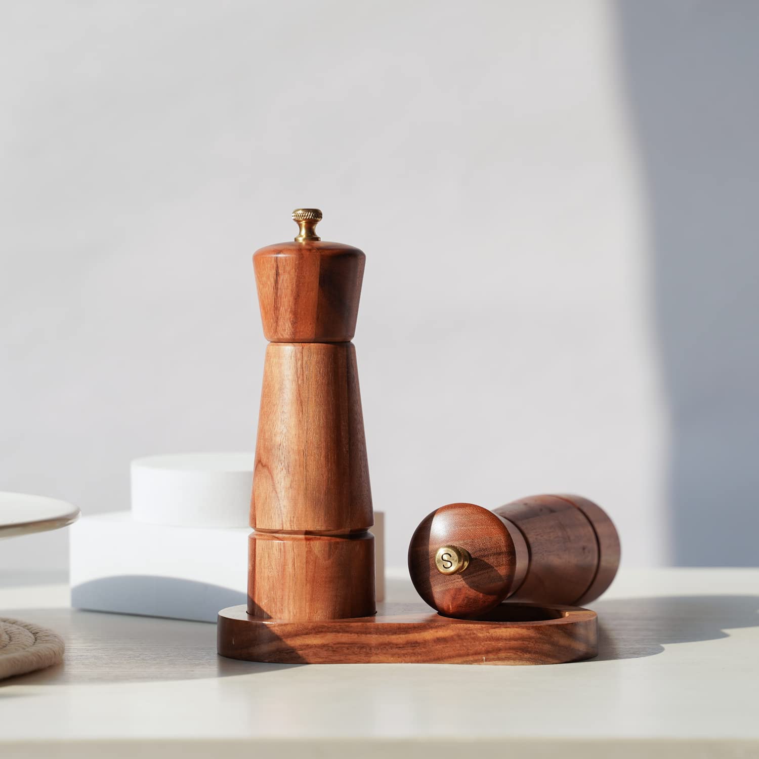 DeroTeno DeroTeno Adjustable Salt and Pepper Grinder Set with Tray Stainless Steel and Acacia Wood 16.5 cm Height Perfect for Kitchen Use - View 2 of 9