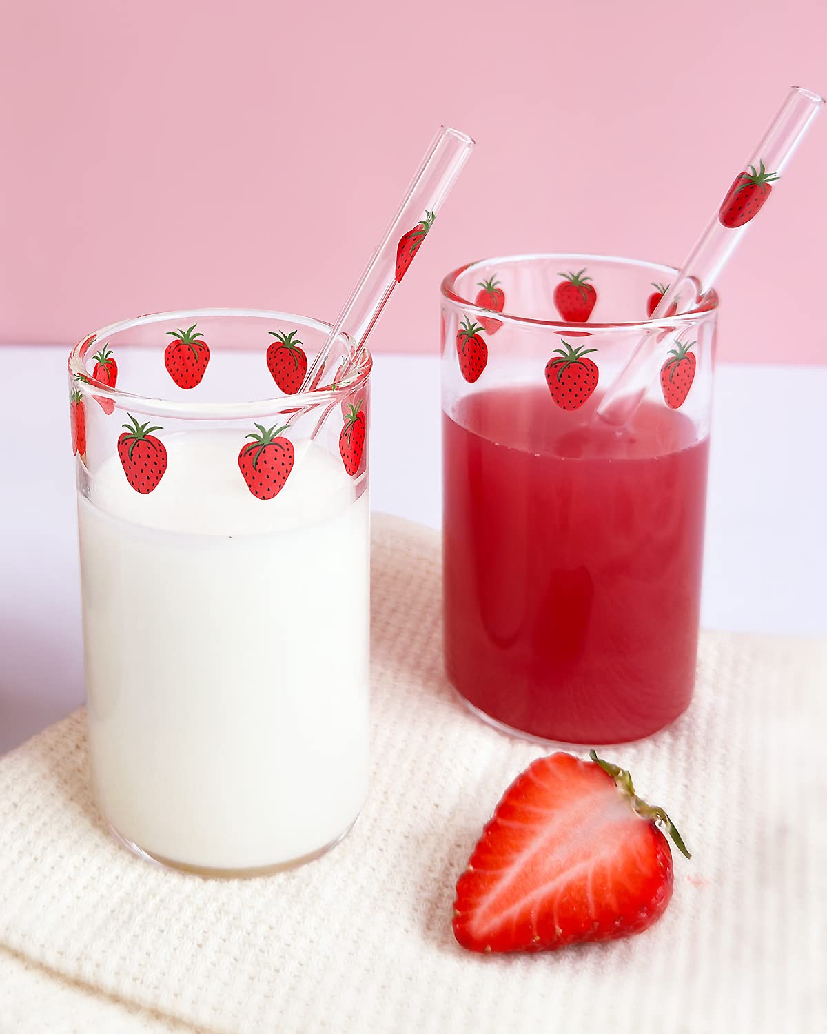 Kreapa strawberry cups 2 Sets Cute glass strawberry cups 300ML straw glass cups, Cute strawberrys pattern glass bottles for water milk tea, coffee