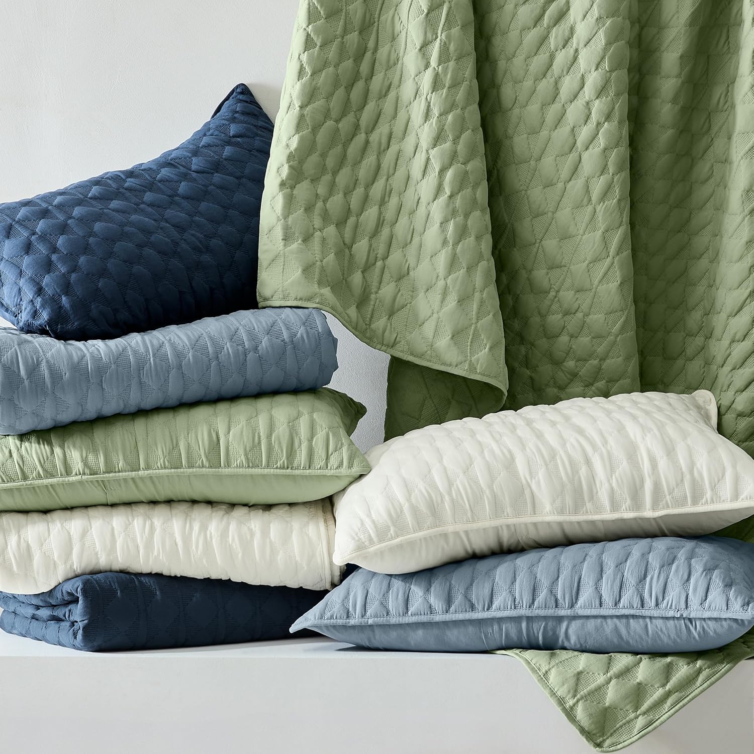 WDCOZY WDCOZY Sage Green King Size Quilt Bedding Set Lightweight Soft Bedspread with Pillow Shams All Season 3 Pieces 104x90 inches - View 6 of 9