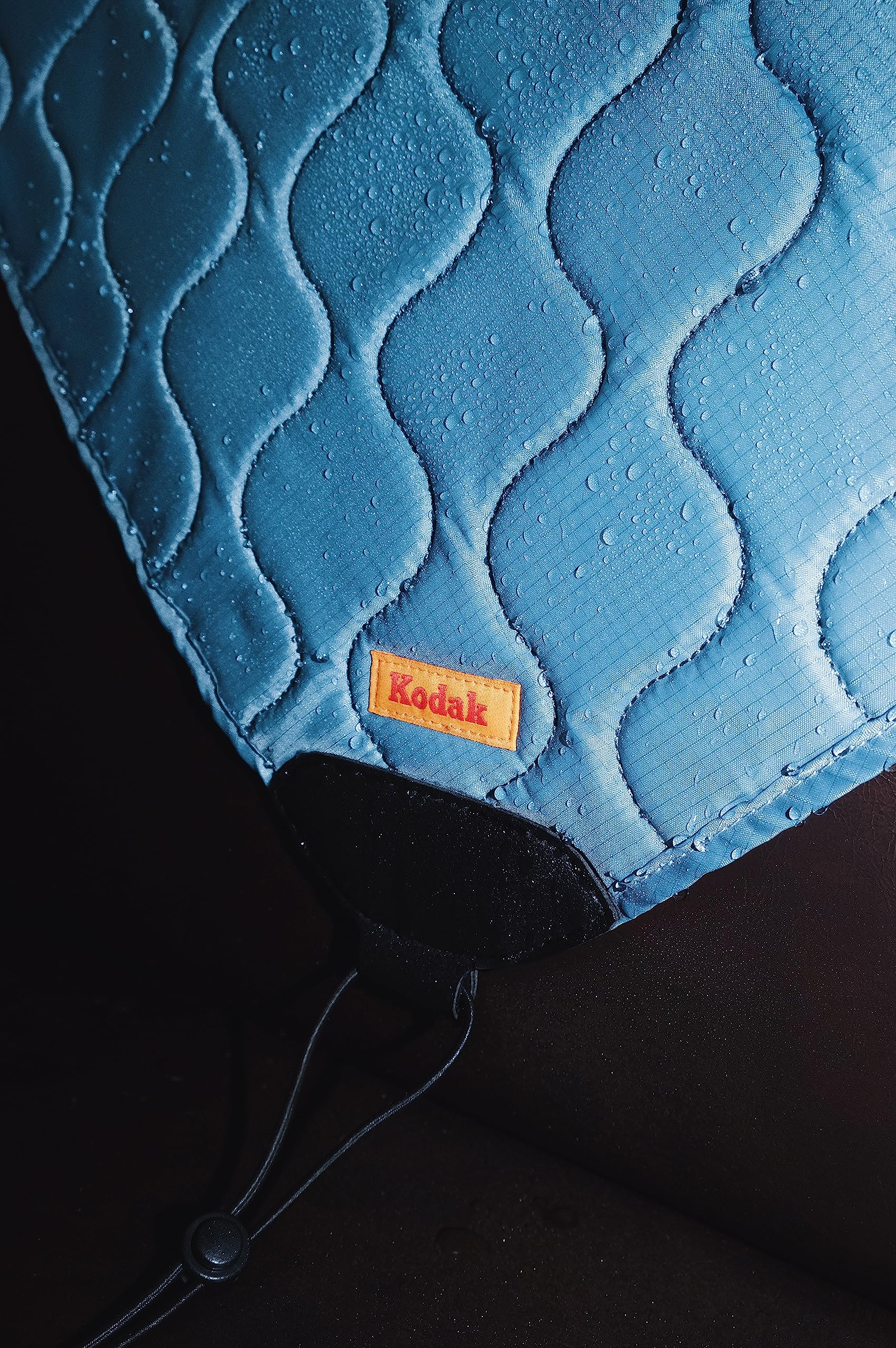 KODAK KODAK Camera Wrap Size M 31x31cm Water Resistant Anti Scratching Dust Free Cloth for Mirrorless Compact Camera Prime Lens Khaki - View 4 of 8