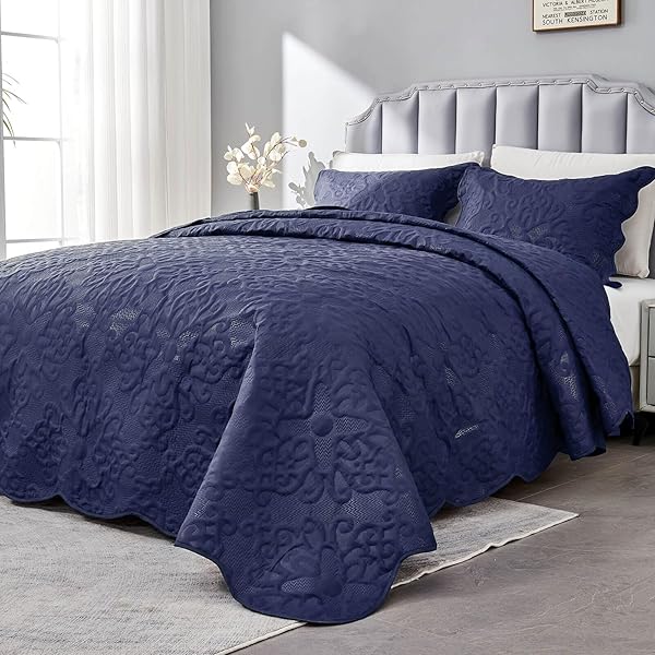 Kingnex Oversized King Bedspreads 128x120 Extra Wide Lightweight Quilt Set for Tall King California King Bed Navy 3 Piece Coverlet Pillow Shams