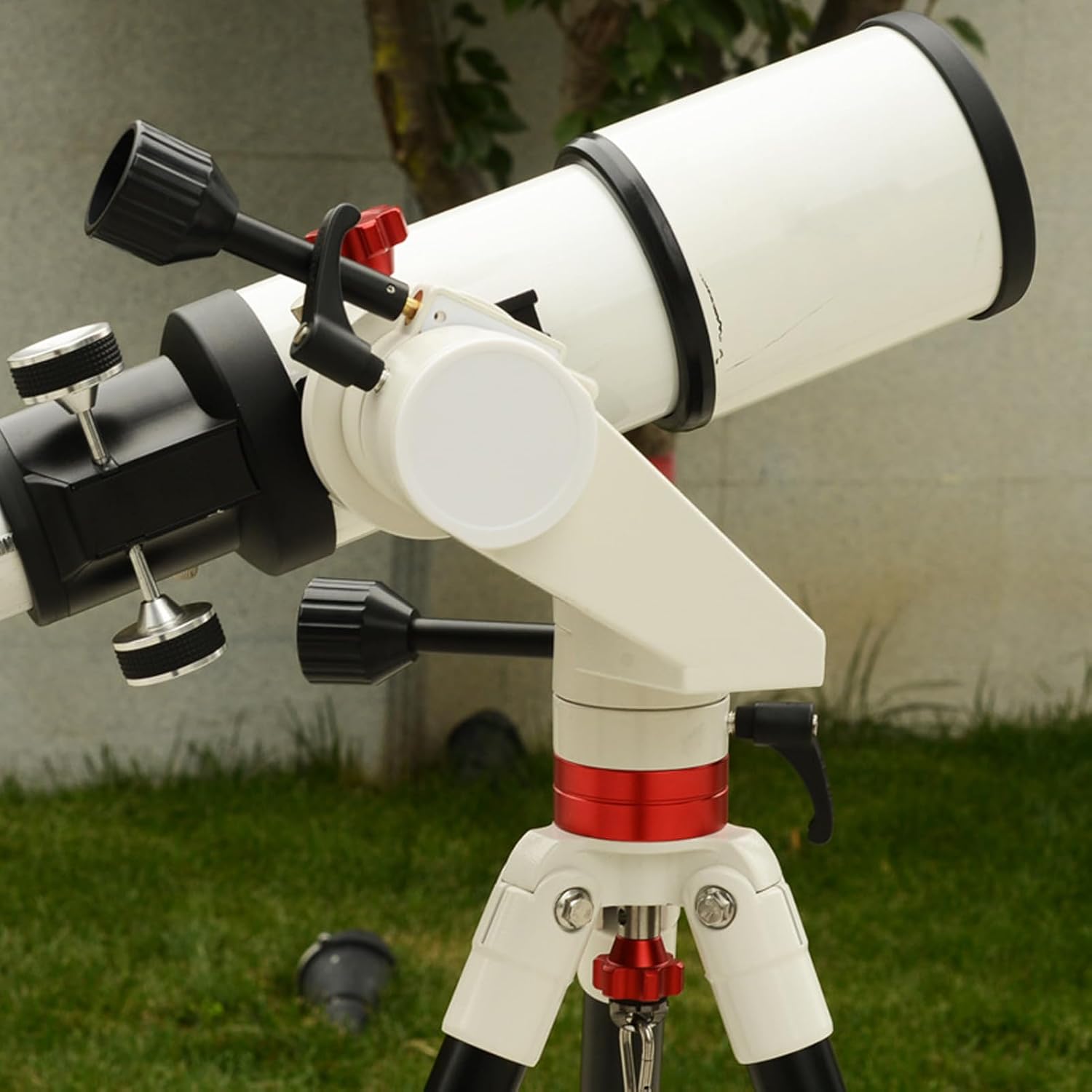 Yoidesu Altazimuth Telescope Mount 130mm Newtonian Reflector Telescope with Equatorial Mount and 360 Degree Micro Adjustment Knob for Adult Astronomy - View 3 of 9
