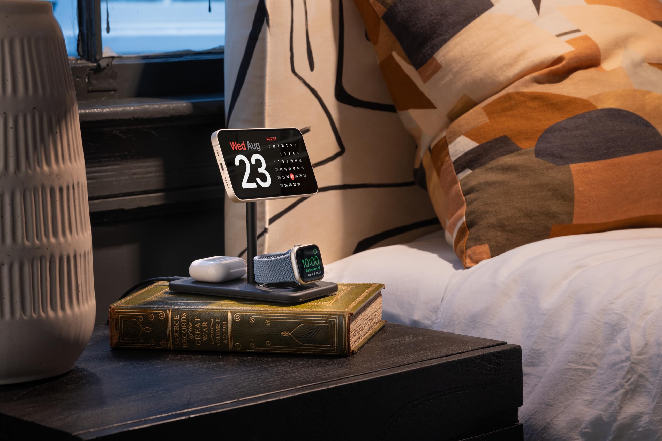 Twelve South Buy Twelve South HiRise 3 Deluxe: Luxury MagSafe Stand for iPhone, AirPods & Apple Watch - View 8 of 8